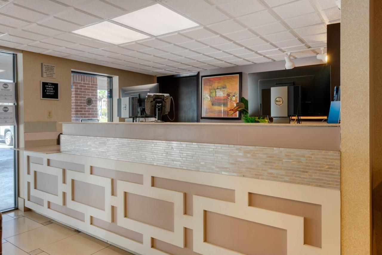 Jax Airport Hotel Jacksonville Exterior photo